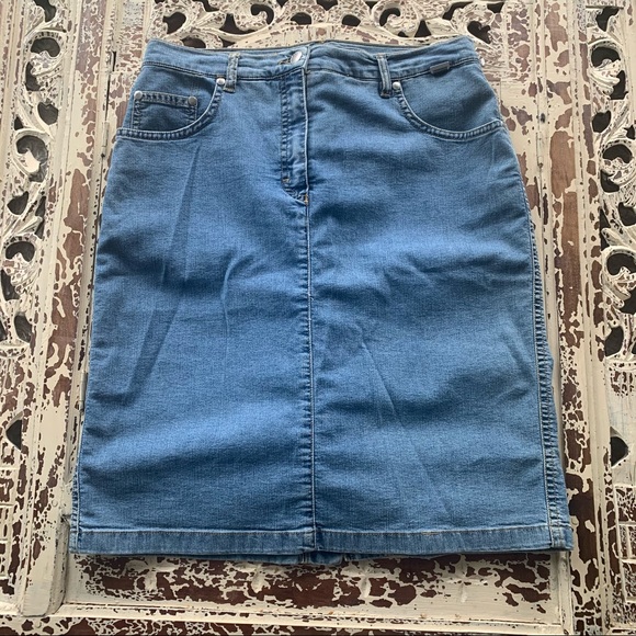 Escada Jean Skirt - Picture 2 of 5